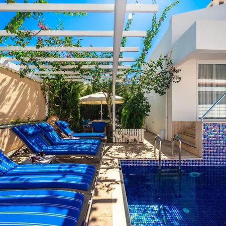 Villa White *